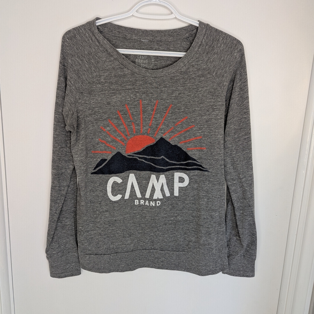 CAMP BRAND LONG SLEEVE SHIRT WOMENS 
LARGE